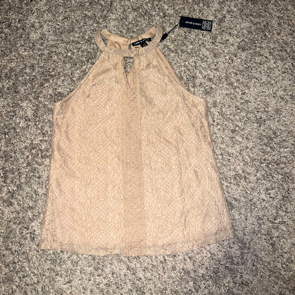 NWT Cable & Gauge Lace Halter Top. Size Small. - Picture 1 of 5